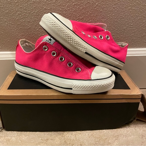 Converse Shoes - NWT hot pink slip on converse size 5.5 women’s